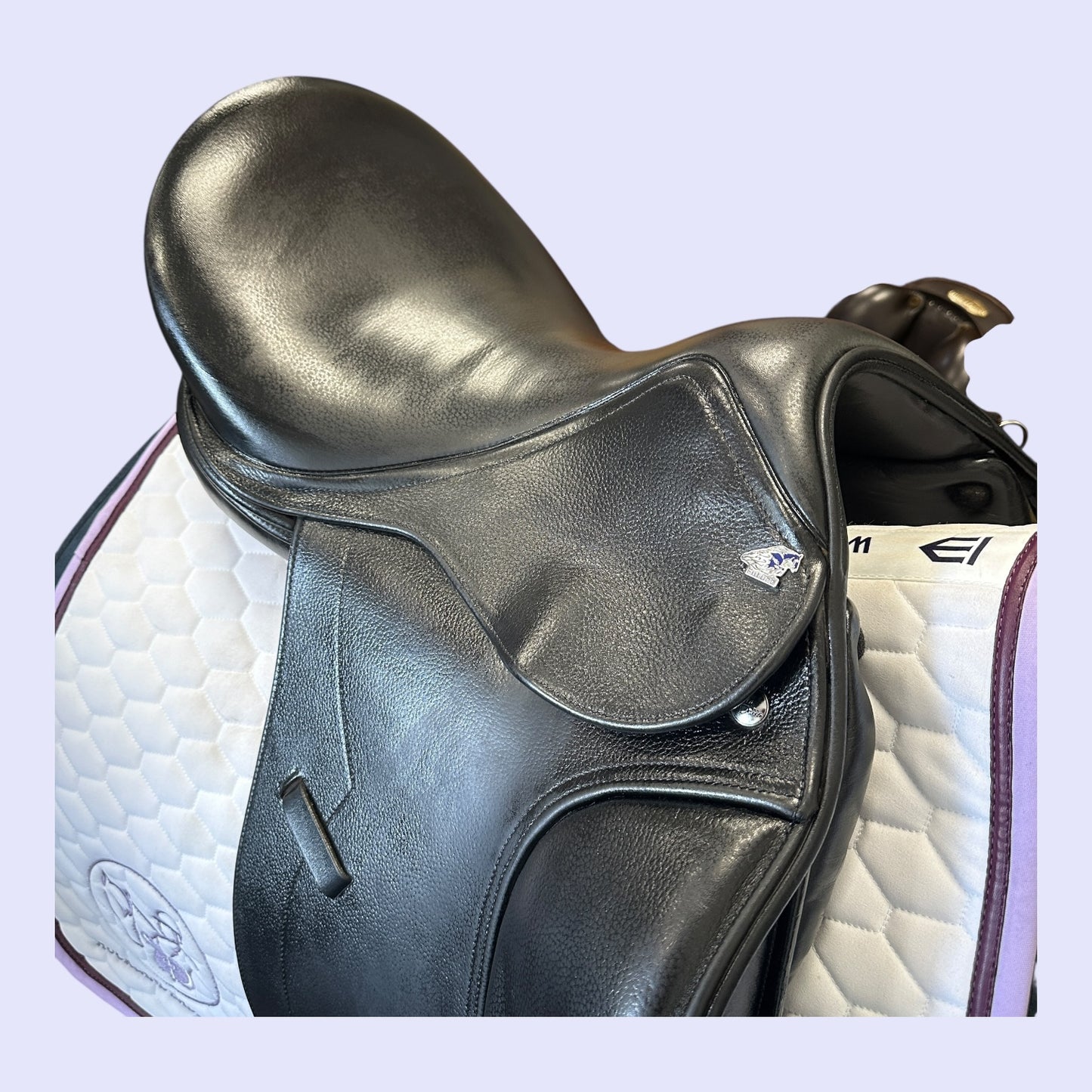 Harry Dabbs Avant Dressage 17” MW