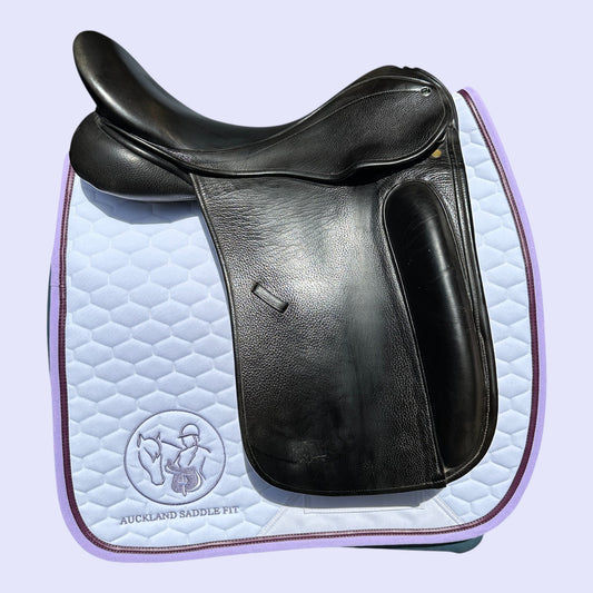 County Perfection Dressage 18" W