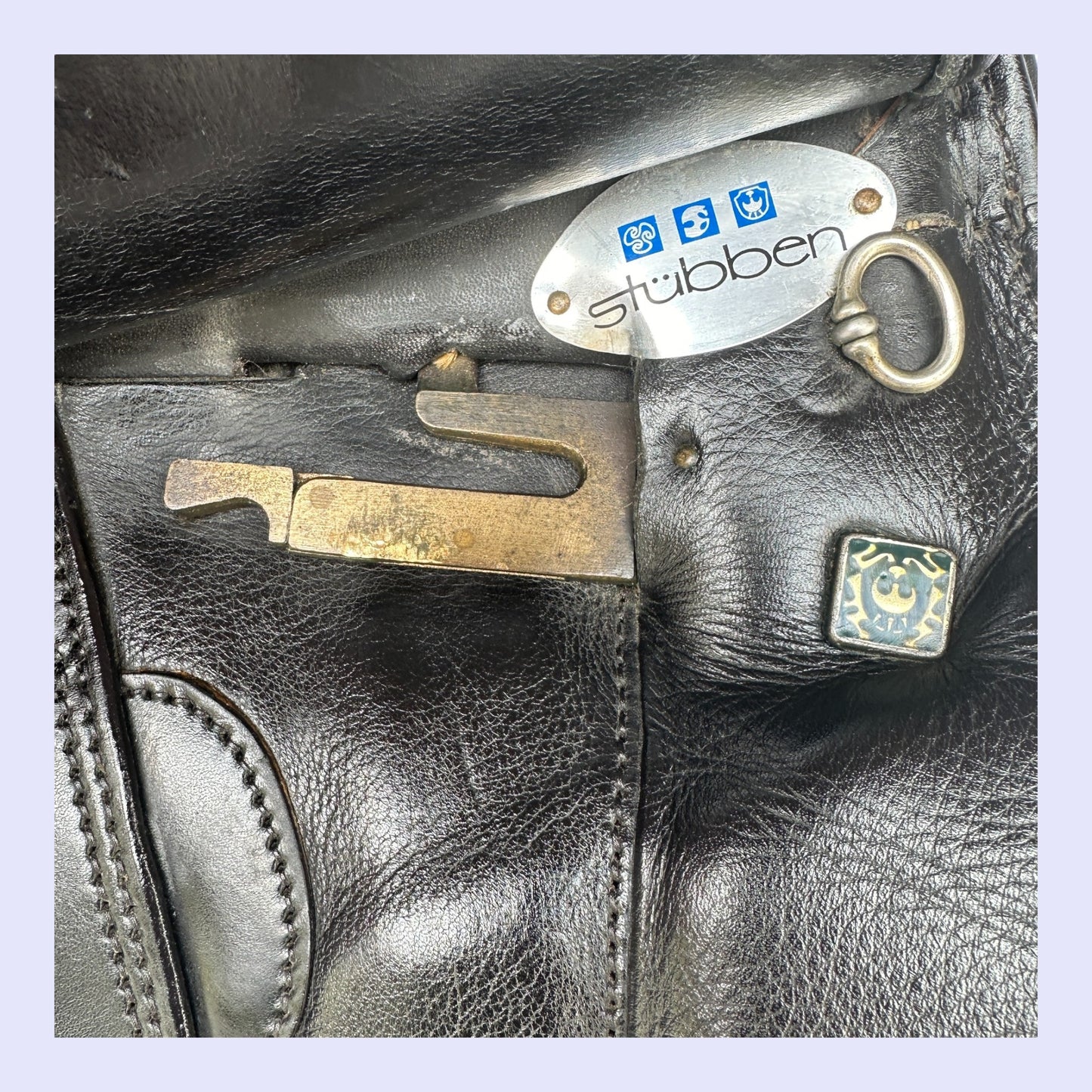 Stubben Maestoso Dressage 17.5" 32