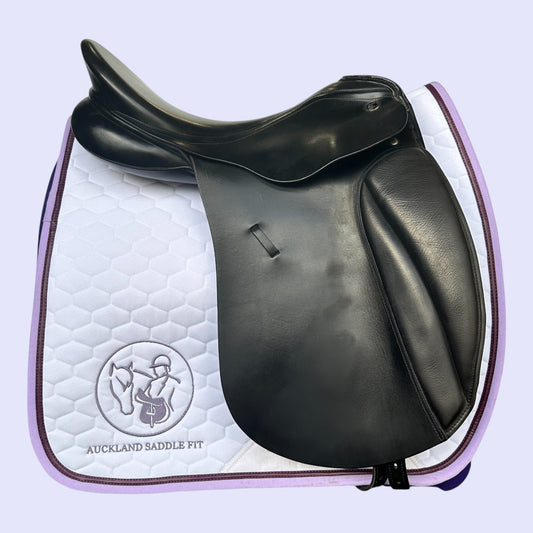 Kieffer Malmo Dressage 18" MW