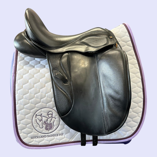 Fenmore Piaffe 17” XW