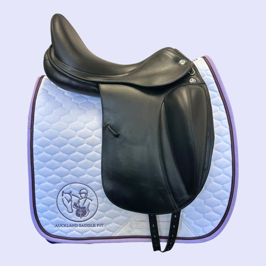 Prestige Helen-X K Dressage 17" 34