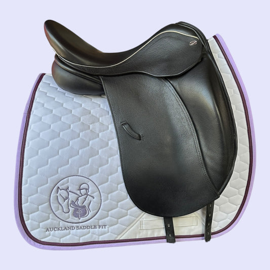 Silver Fern Empress 17" MW