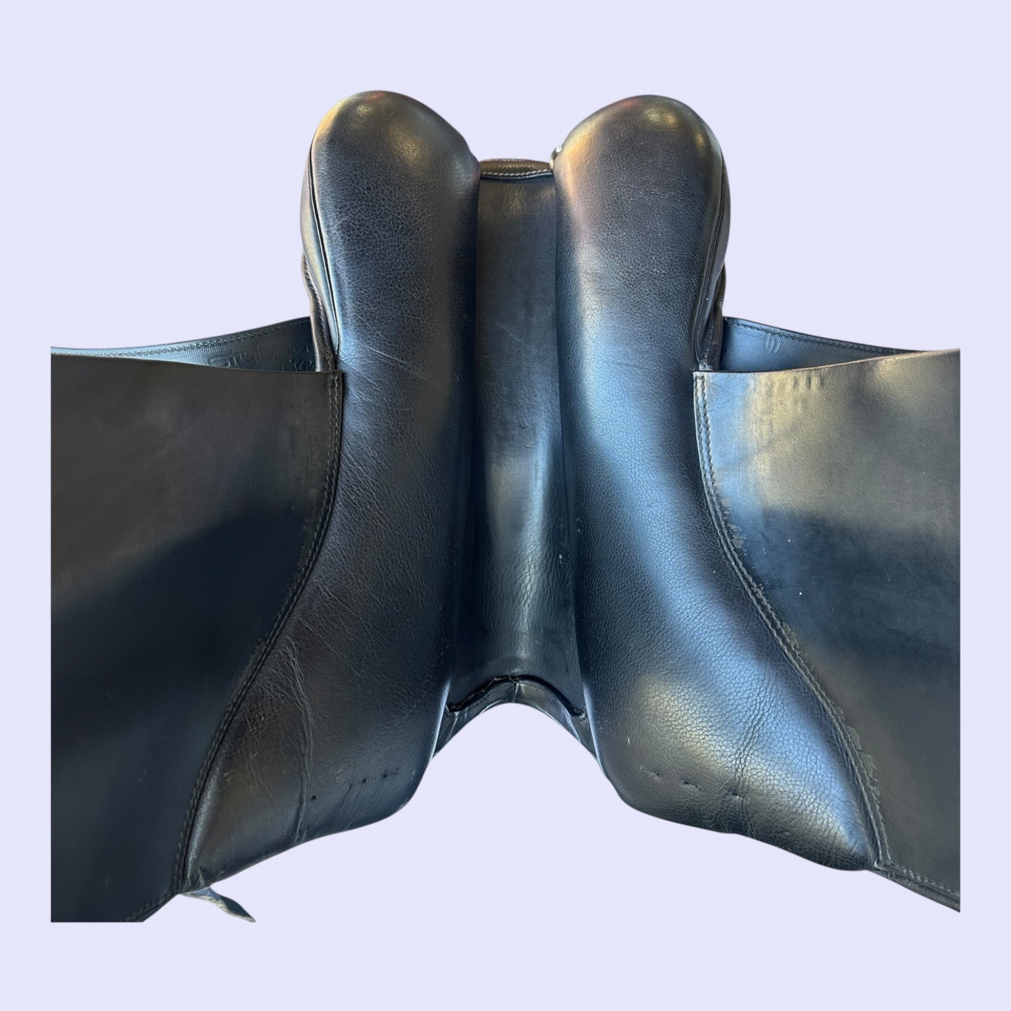 Stubben Genesis Deluxe Dressage 17.5” 31