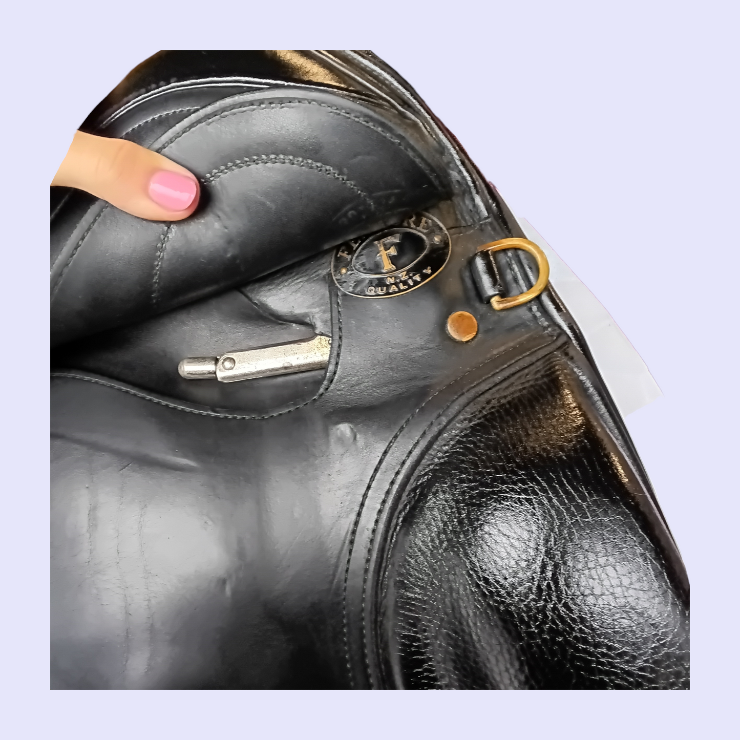 Fenmore Bella Dressage 18" W