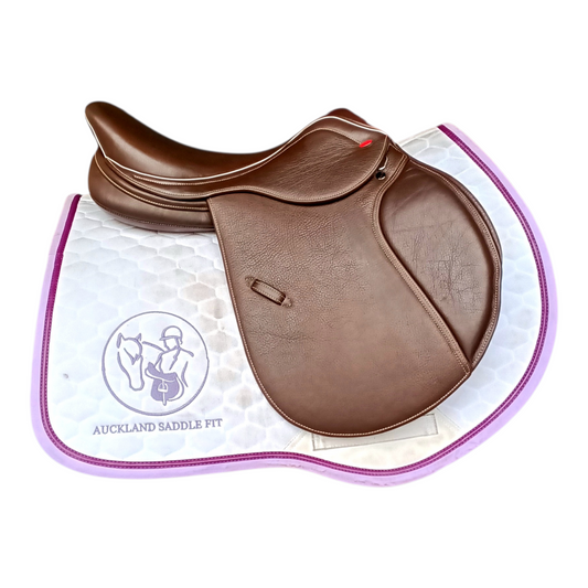 John Whitaker Barnsley Pony GP/Jump 16"