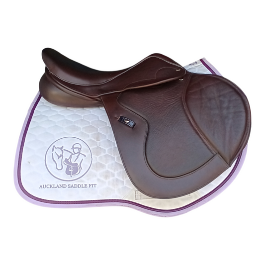 Ideal T&T WRS Valentino Jump 17.5"