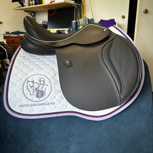 Ideal T&T GP/Jump 17.5”
