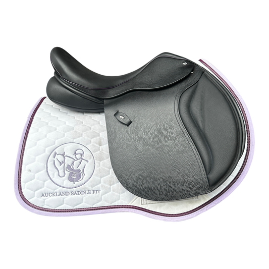Ideal T&T Twinflap GP/Jump 17.5"