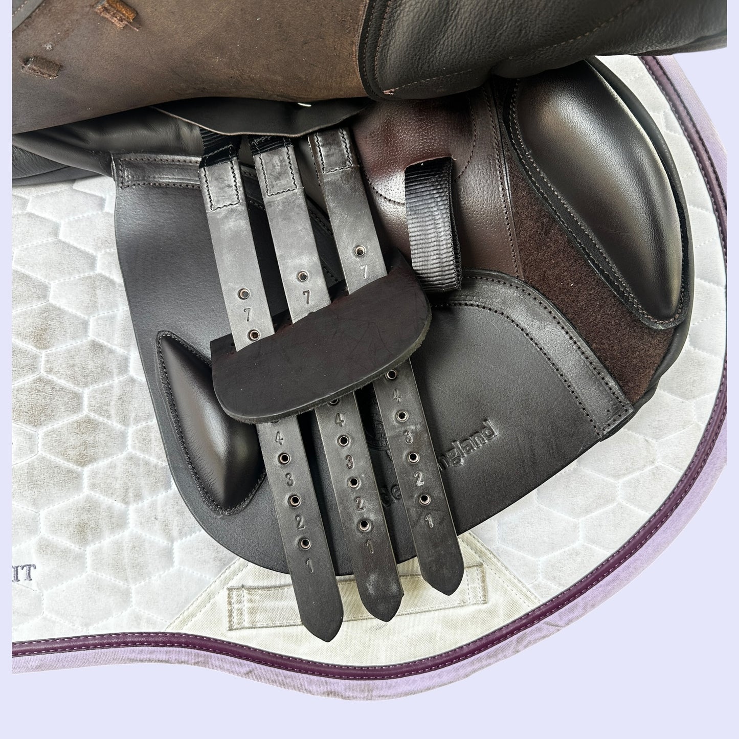 Ideal Oryx Twinflap Jump 17.5" W (TreeClix)