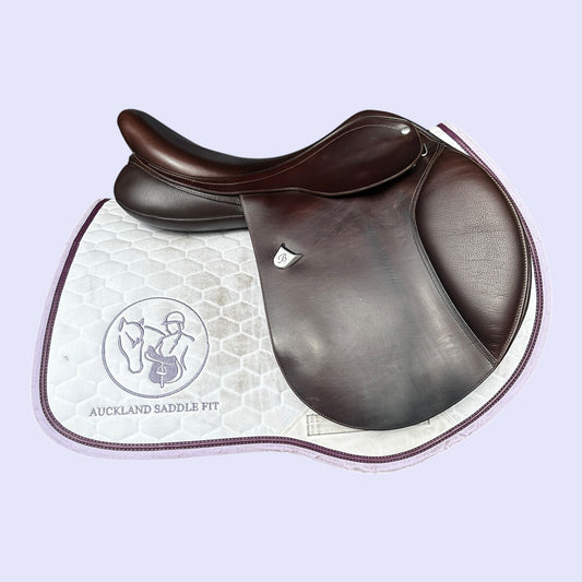 Bates Caprilli CC 17.5" W