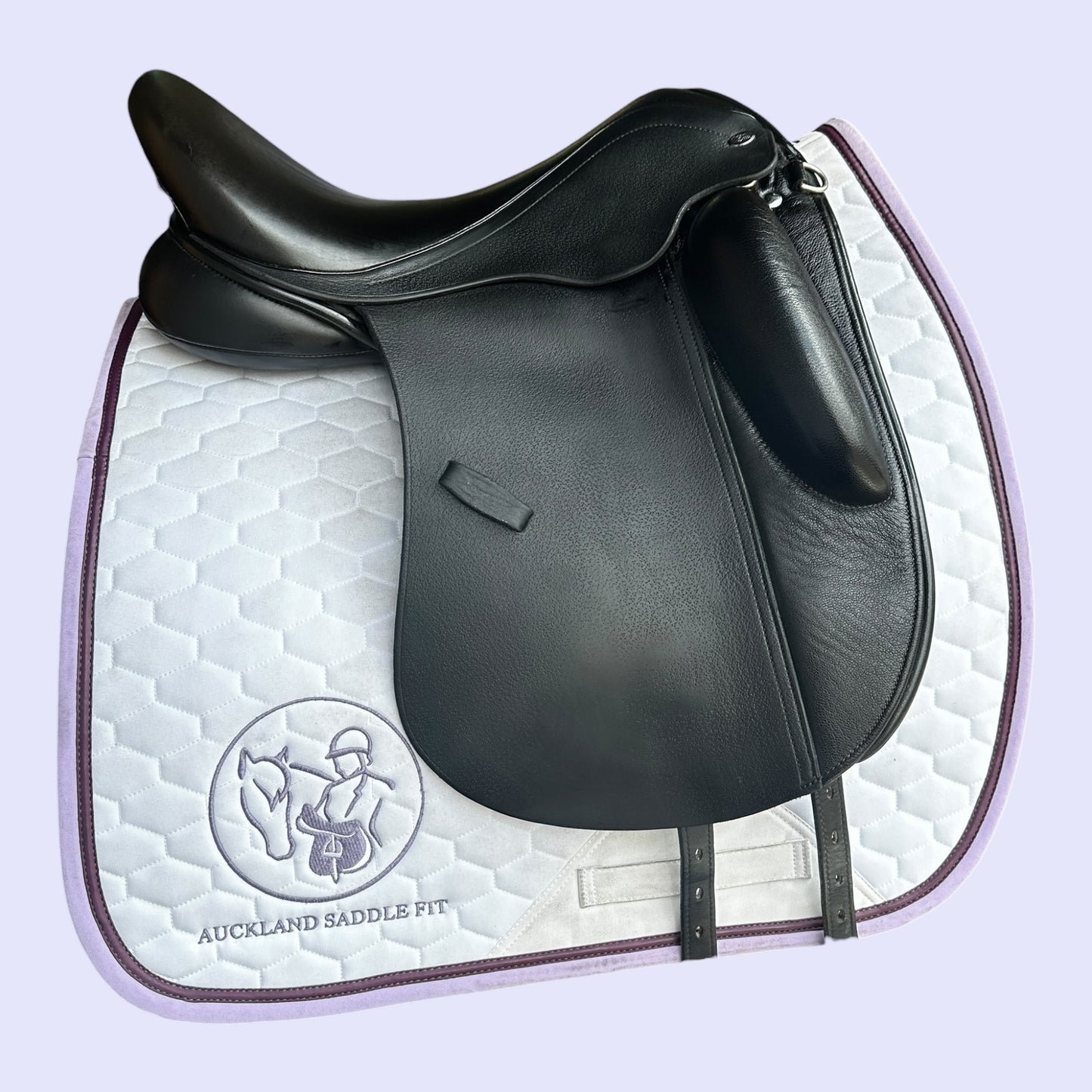 Adam Ellis Pelle Dressage 17.5" MW