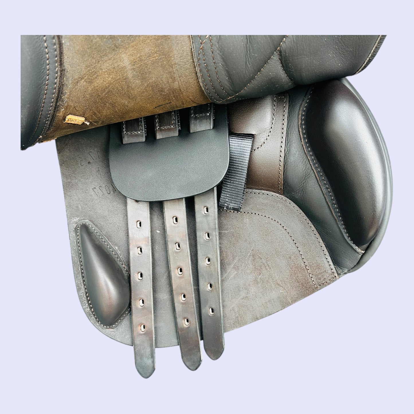 Ideal Oryx Twinflap Jump 17.5" MW (Ex-Demo)