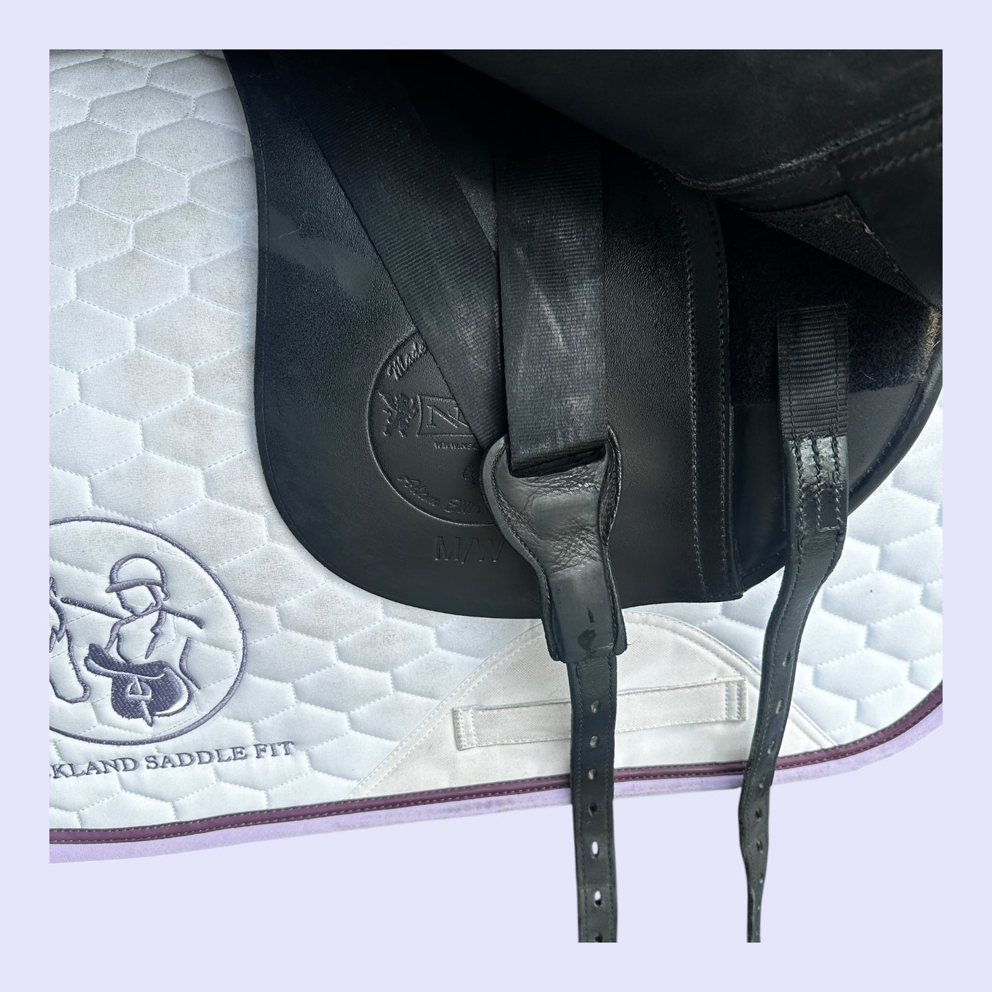 Adam Ellis Pelle Dressage 17.5" MW
