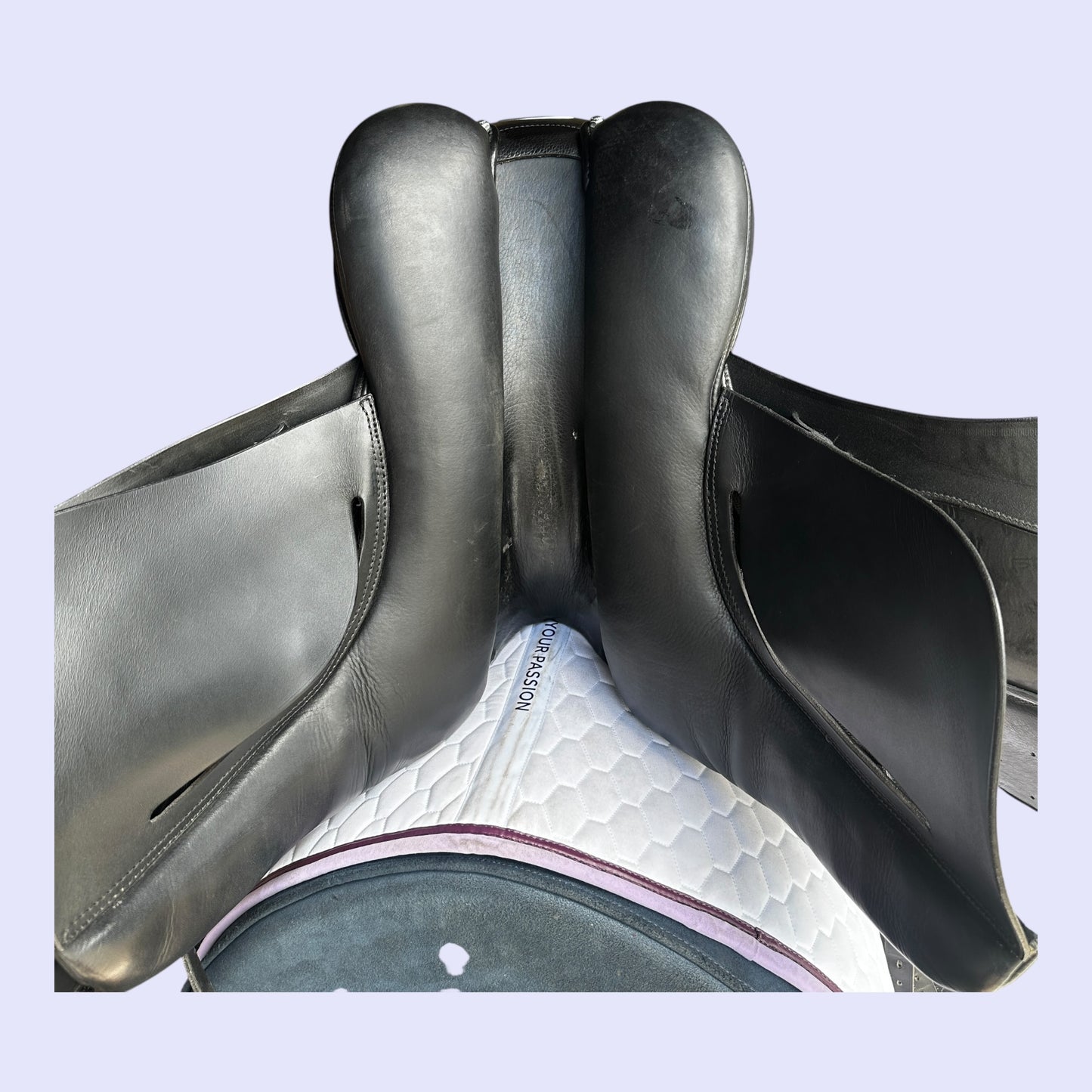 Stubben Euphoria Delux Dressage 17.5" 31