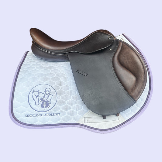 Trainers Regency 17.5" MW